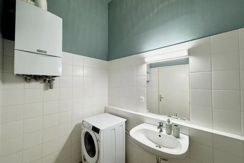 Neue, Gross & Gemuetliche Wohnung Mit Toller Anbindung Vienna 0*,